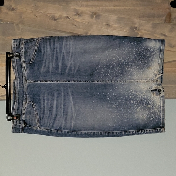 Citizens of Humanity Distressed Skirt - Picture 1 of 7